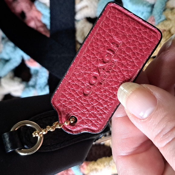 Coach tiger print backpack - Picture 8 of 9